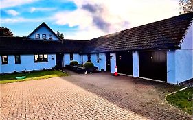 Lindas Retreats Self Catering Accommodation 1 Bedroom Cottage Or 3 Bedroom House
